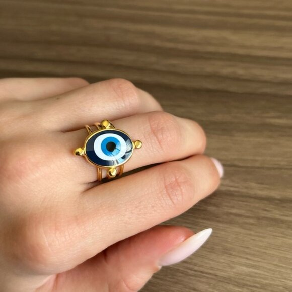 Gold Evil Eye Ring Q421 - Picture 3 of 6